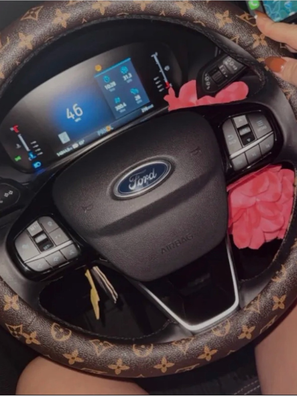 Universal brown old flower steering Wheel Cover with Brown Patterned Wheel Trim